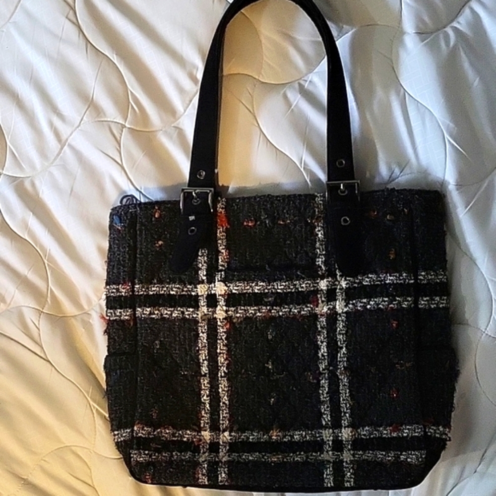 VERA BRADLEY MULTICOLOR TOTE WITH BLACK VELVET HANDLES AND TRIM